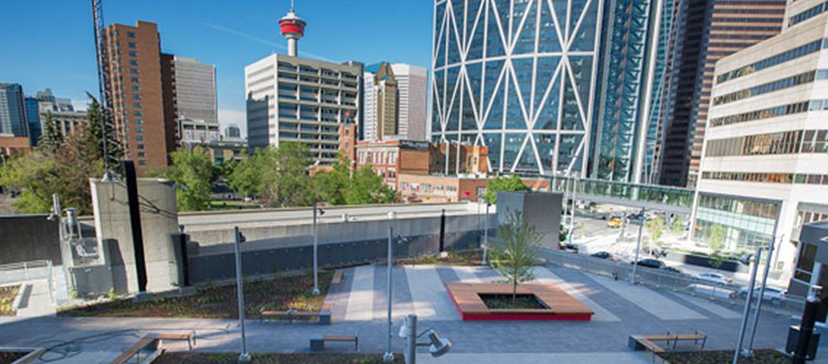 The new Rooftop Plaza in downtown Calgary is accessible from the Plus-15 bridge from the Telus office building to the Delta Calgary Downtown. Photo courtesy City of Calgary