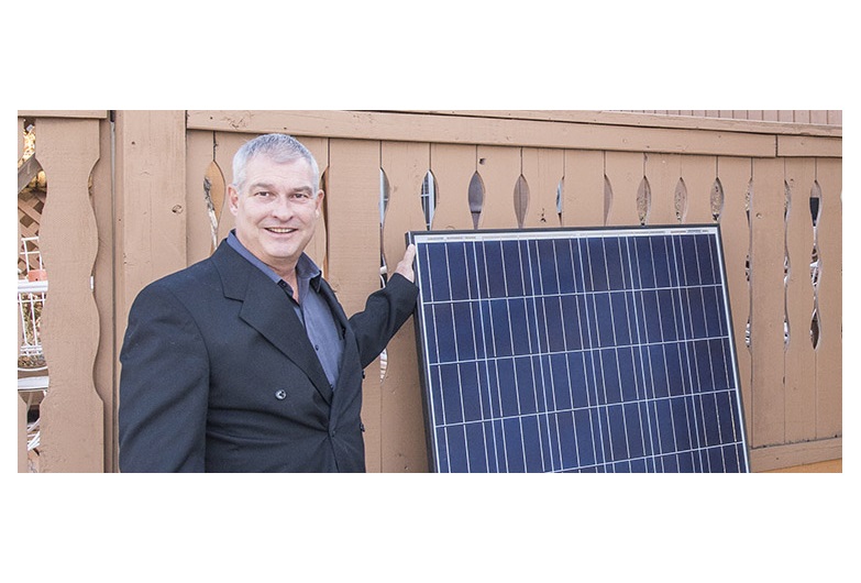 While he sees the province’s $5-million Municipal Solar Program as a positive first step, Greenenergy Renewable Energy Ltd. president Geoff McArthur says the new program may result in some Albertans sitting on the fence awaiting similar incentives for those in urban areas. Photo by Cody Stuart/Manging Editor/CREB®