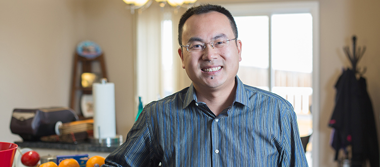Danny Wong of IT Strength said plugged-in connections are more
reliable than Wi-Fi networks. Photo by Adrian Shellard/For CREB®Now