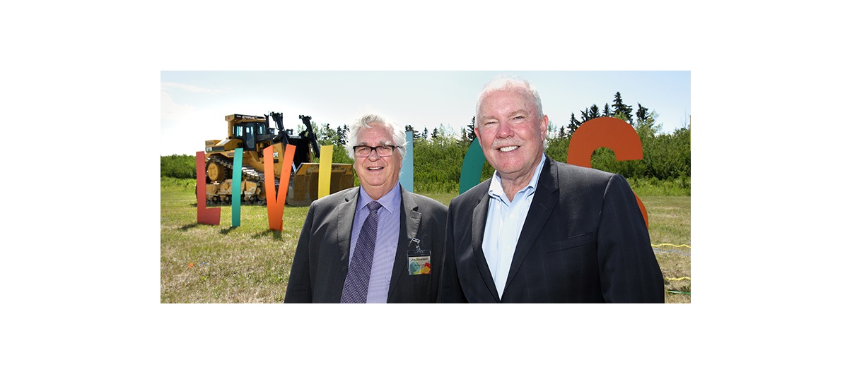 Ward 3 Coun. Jim Stevenson and Brookfield President and CEO Alan Norris were both on hand for the launch of the new Livingston community in north Calgary. Sales in the master-planned development are expected to start early next year. Photo by Wil Andruschak/for CREB®Now