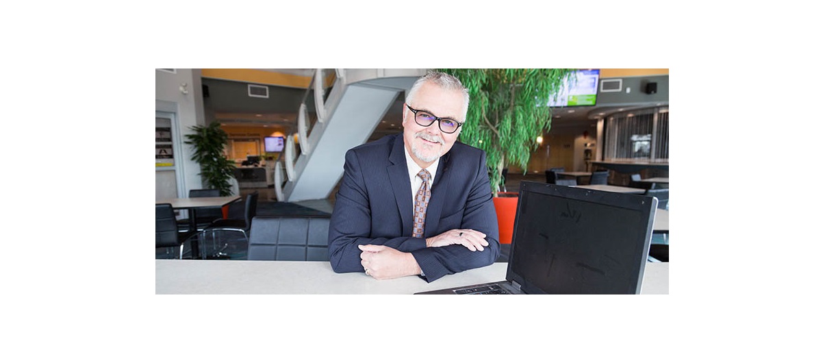 Former CREB® president Alan Tennant recalls Calgary's real estate industry in 1998 was marked by continued adoption of new technologies and increased mobility among real estate professionals. Photo by Michelle Hofer/For CREB®Now