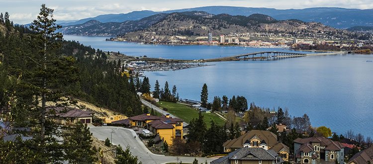 The Okanagan Valley is seeing more
buyers from the Lower Mainland and Vancouver Island tan east of the Rockies. CREB®Now file photo