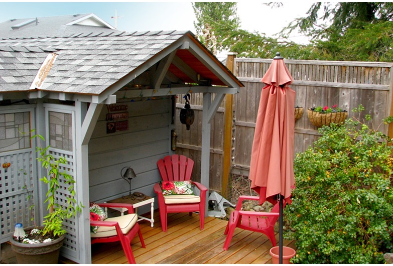 With an overhanging roof for seating and barbecuing, a simple shed was transformed into a comfortable back yard retreat. Donna Balzer / For CREB®Now