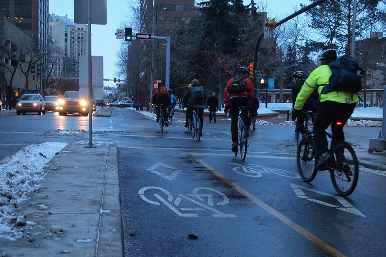 More and more Calgarians are hopping on their bikes to get around the city during the winter months, but some special preparations are necessary for successful cycling in the cold and snow.
Courtesy Bike Calgary