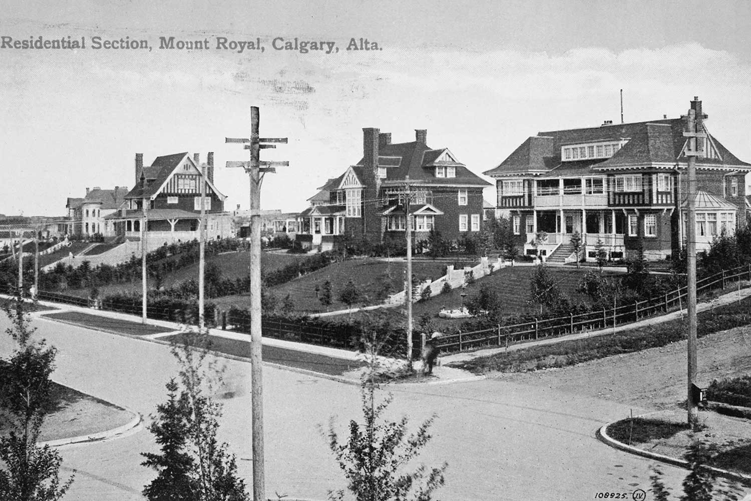 The Sayre Estate was built in 1905 at American Hill, the area that became the modern-day community of Mount Royal.
Glenbow Archives (NA-2022-2)